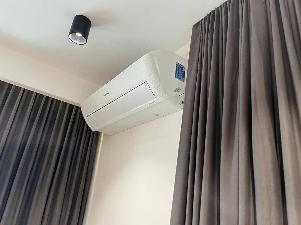 Luksusowy Apartament Z Parkingiem I Klimatyzacja W Samym Centrum Wroclawia المظهر الخارجي الصورة